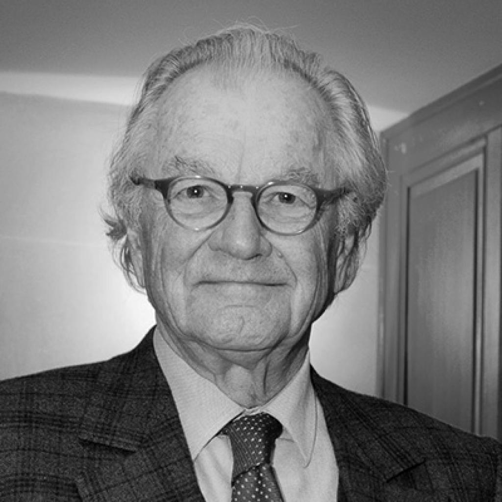 Imagine pentru articolul numit Paul Dubrule